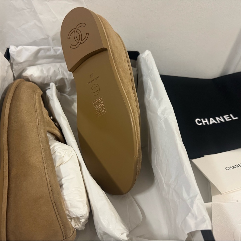 ❌SOLD❌ CHANEL Moccasins New in Box Dark Beige Loafers size 36 full set - Picture 4 of 8